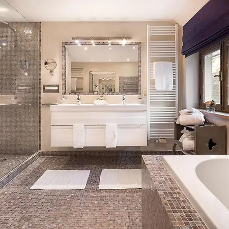 Hotel Manoir Du Dragon 4*