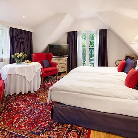 Отель Manoir Du Dragon Кнокке-Хейст